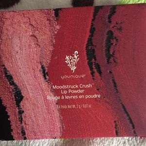 Younique’s Exclusive Jan Kudos 💥BRAND NEW💥